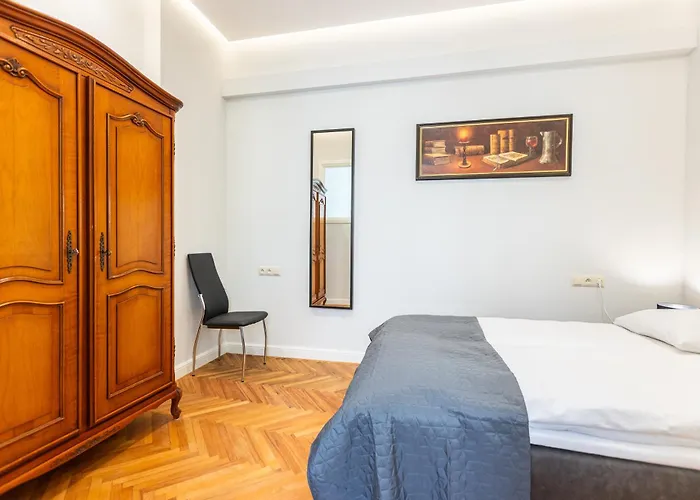 Vintage Bracka Daire