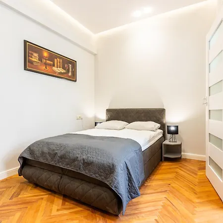 Vintage Bracka Kraków